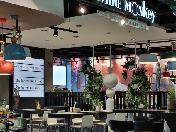 White Monkey Hamburg Airport